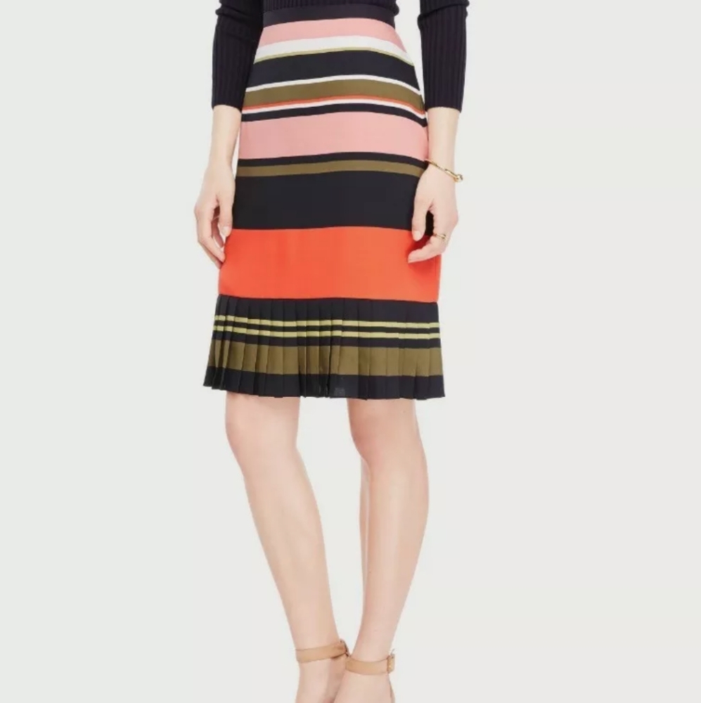 NWT Ann Taylor Fluted Hem Striped Skirt 6P Multico